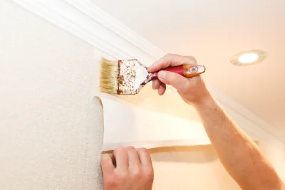 Pose de papier peint à Cologne — revêtements muraux et toiles de verre